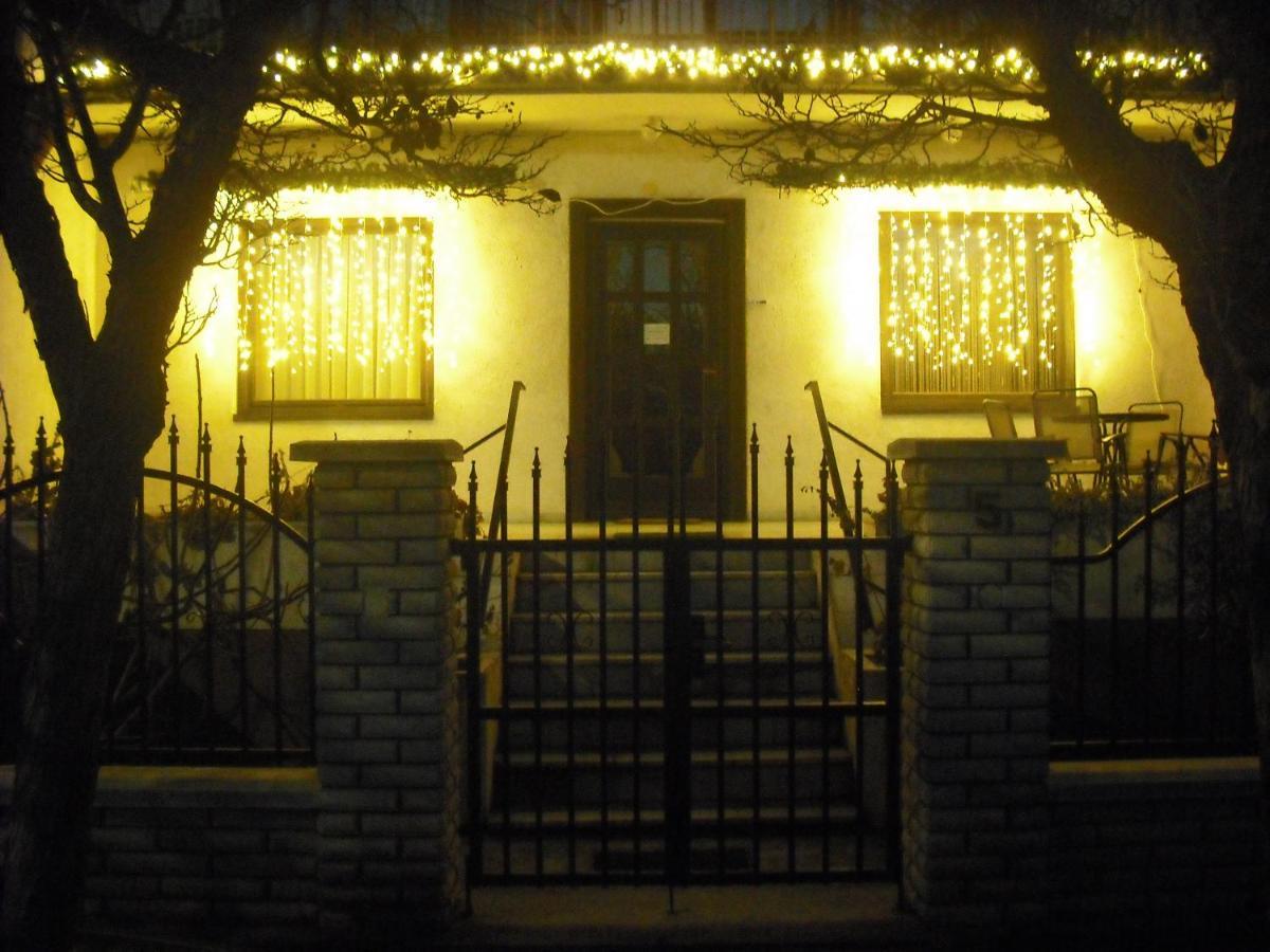 Bed and breakfast Szilvia Panzio Gyomaendrőd Extérieur photo