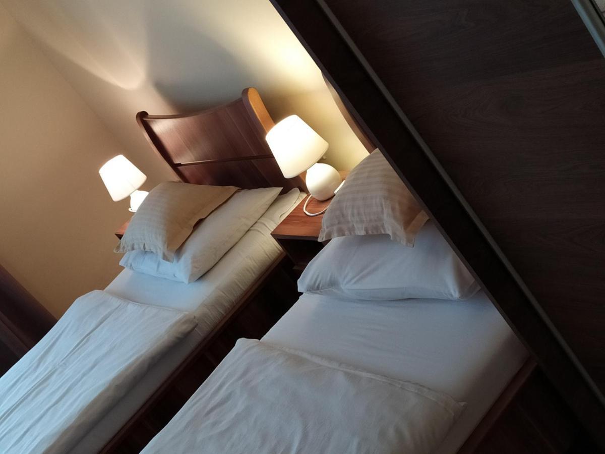 Bed and breakfast Szilvia Panzio Gyomaendrőd Extérieur photo