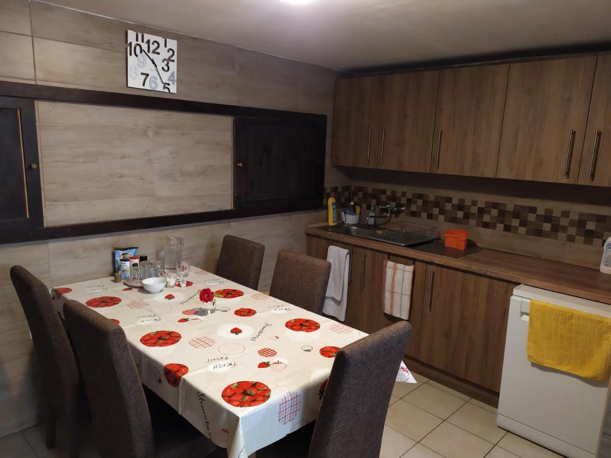 Bed and breakfast Szilvia Panzio Gyomaendrőd Extérieur photo