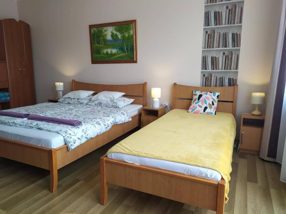 Bed and breakfast Szilvia Panzio Gyomaendrőd Extérieur photo