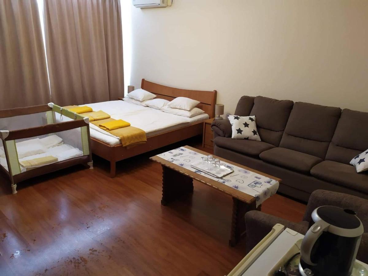 Bed and breakfast Szilvia Panzio Gyomaendrőd Extérieur photo