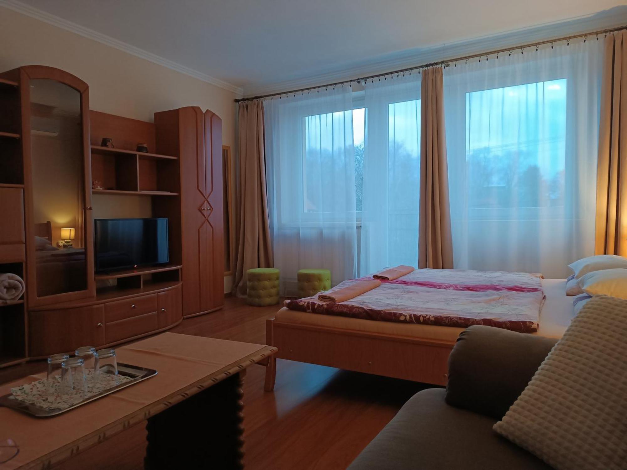 Bed and breakfast Szilvia Panzio Gyomaendrőd Extérieur photo